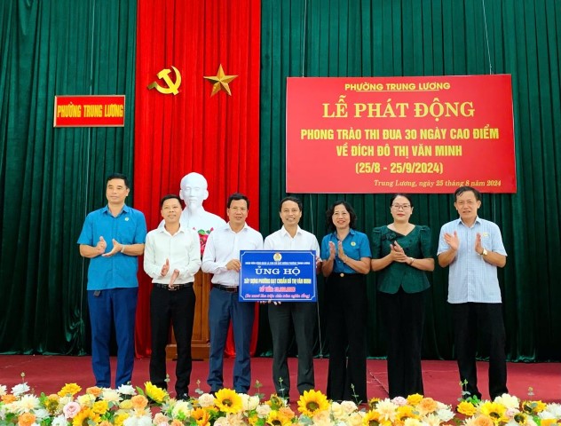 Phường Trung Lương tổ chức Lễ phát động thi đua 30 ngày cao điểm về đích xây dựng phường đạt chuẩn đô thị văn minh